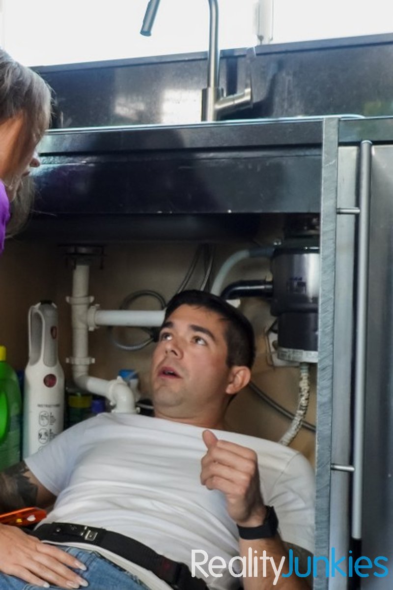 Cheating Krissy! - Screenshot 1 of 4 - All Sex