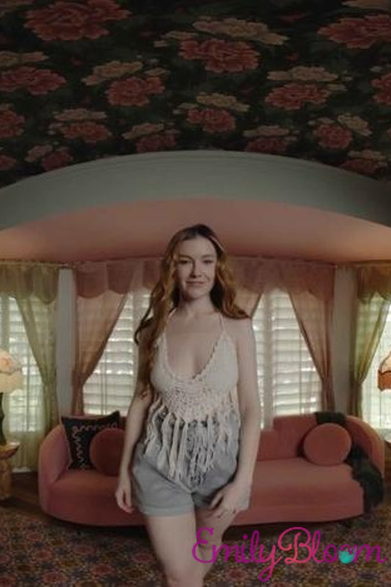 Rose Room VR - Screenshot 1 of 4 - Big Tits