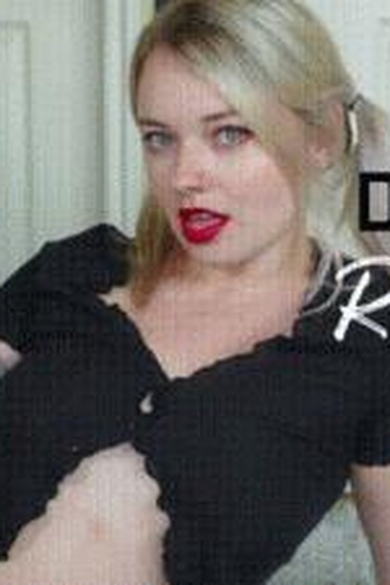 Don't Run. Relap$E - Screenshot 1 of 4 - Bitch