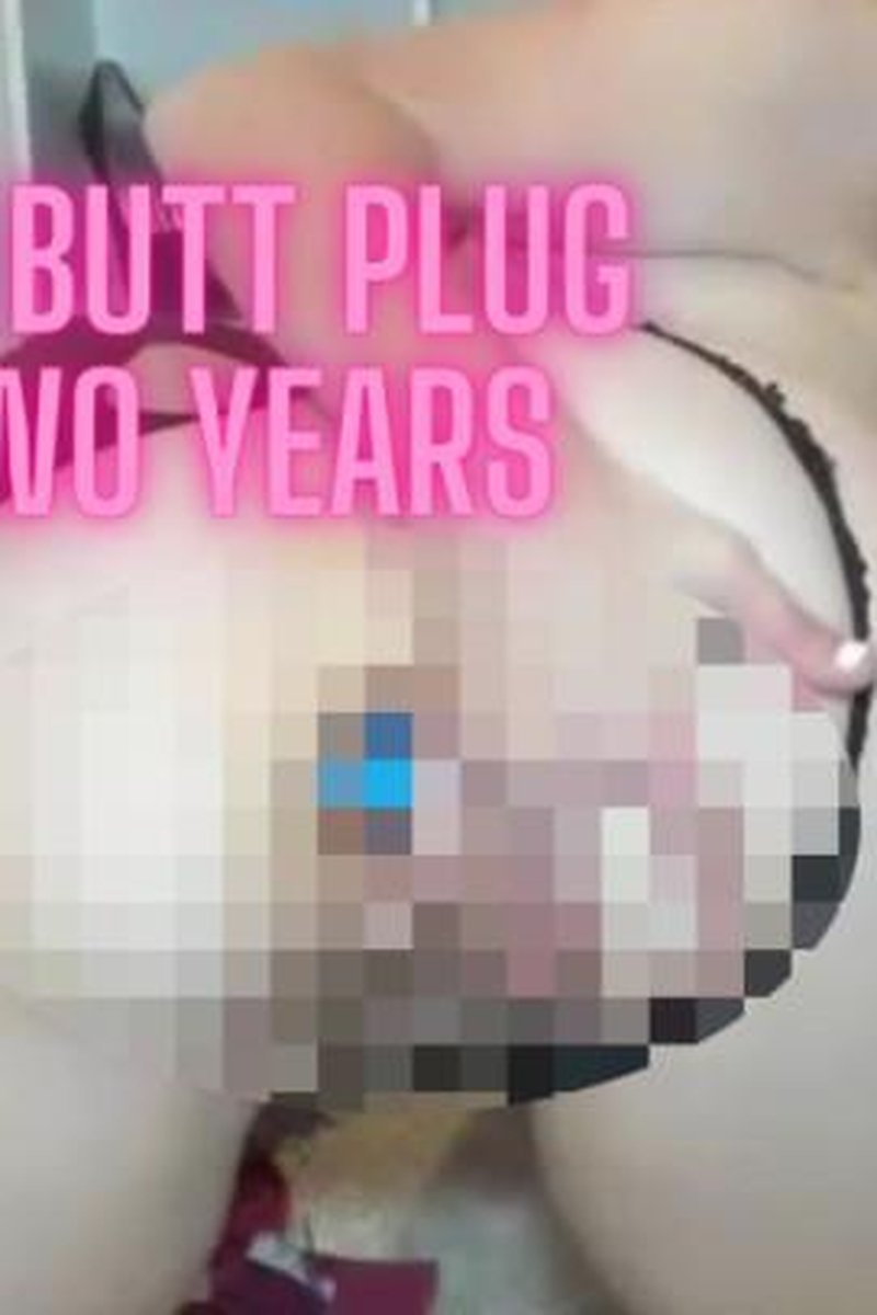First Time Using My Butt Plug Show - Screenshot 1 of 4 - Ass Fetish