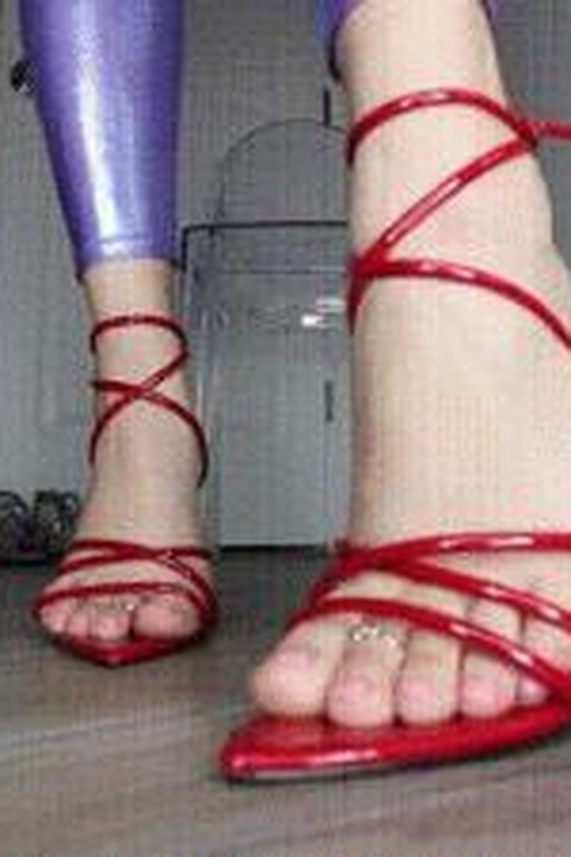Ivory Models Heels - Screenshot 1 of 4 - Foot Fetish