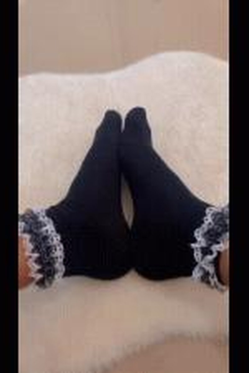 Socks - Screenshot 1 of 4 - Body Worship