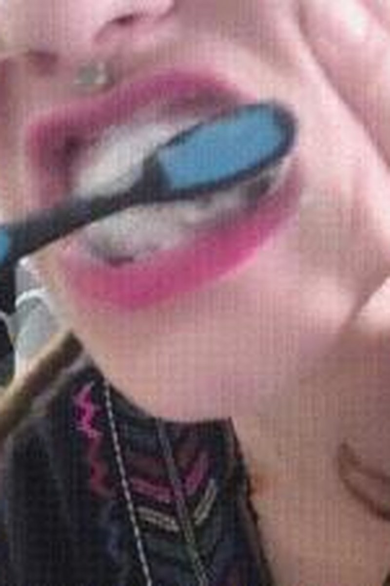 Tooth Brushing Spitting Request - Screenshot 1 of 4 - Fetish