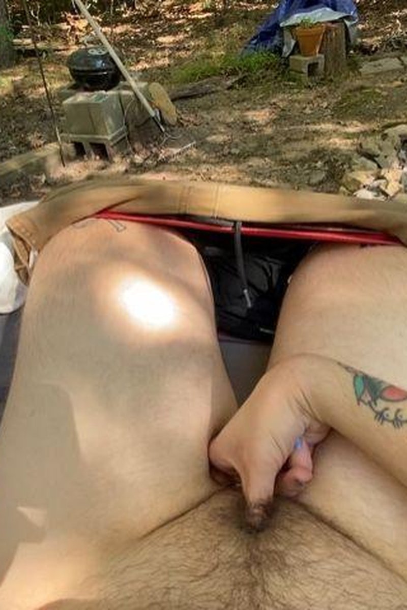 Hammock Fuck Session - Screenshot 1 of 4 - Fingering