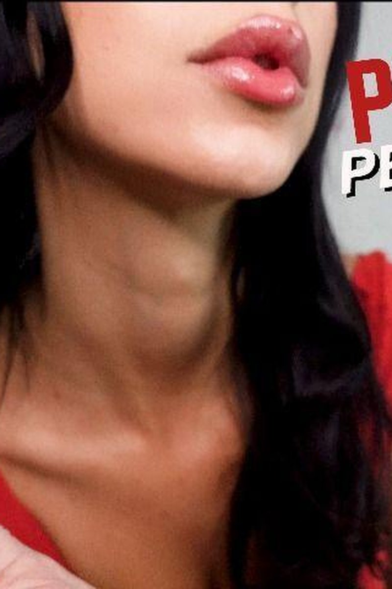 Plump Perfection - Screenshot 1 of 4 - Femdom