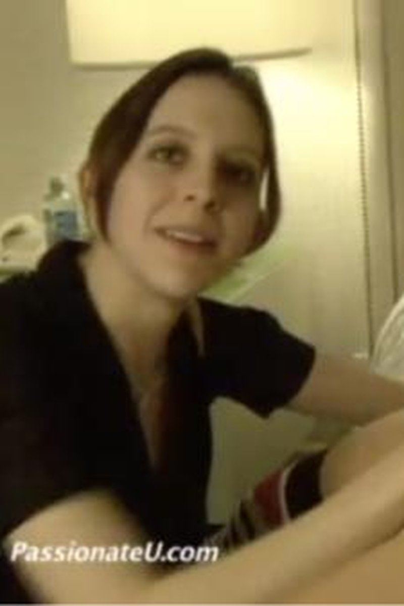 Cunnilingus: Methods - Part 2 - Screenshot 1 of 4 - Oral Sex