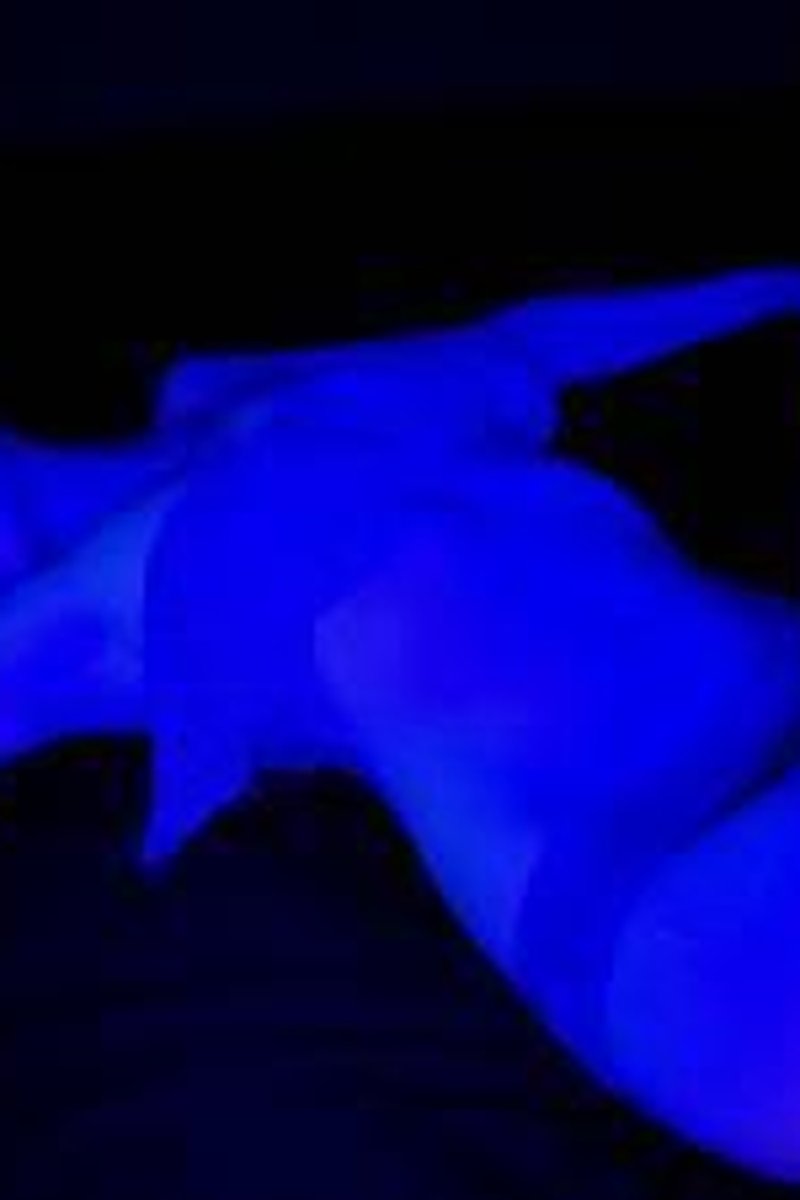 Under The Blue - Screenshot 1 of 4 - Ass Worship