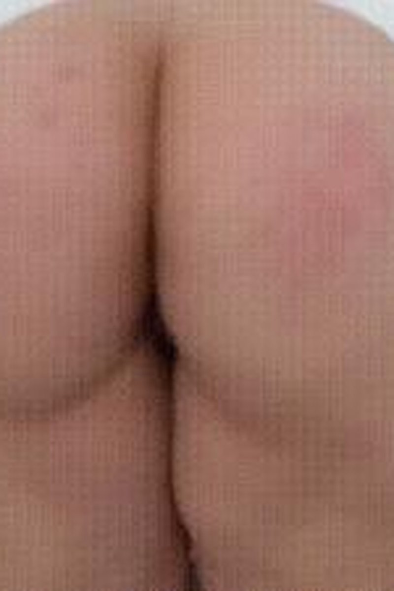 Thick Big Butt Babe Farting On Your Cock - Screenshot 1 of 4 - BBW