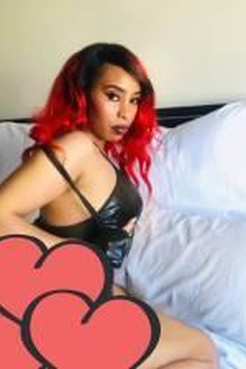 Femdom - Screenshot 1 of 4 - Black