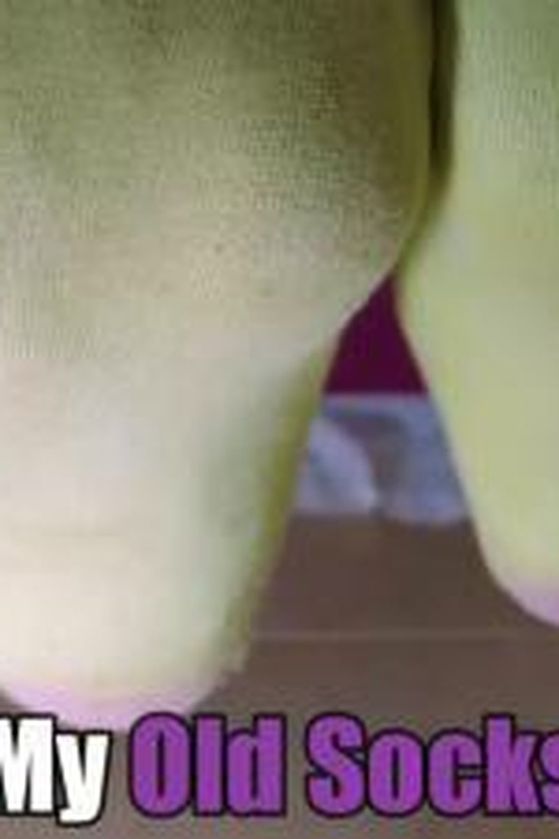 Old Socks Almost Transparent And Toe Wiggling Foot Fetish - Screenshot 1 of 4 - Foot Fetish
