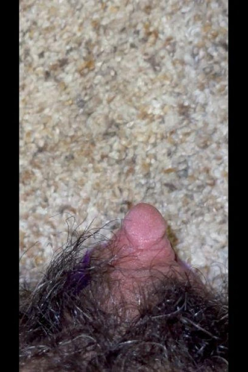 Clit Engorging - Screenshot 1 of 4 - Big Clit