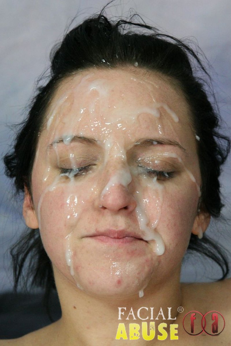 Kimberly - Screenshot 1 of 4 - Blowjob