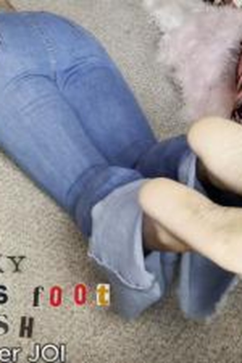 Sneaky Step-Dads Foot Fetish Voiceover JOI - Screenshot 1 of 4 - Cum Play