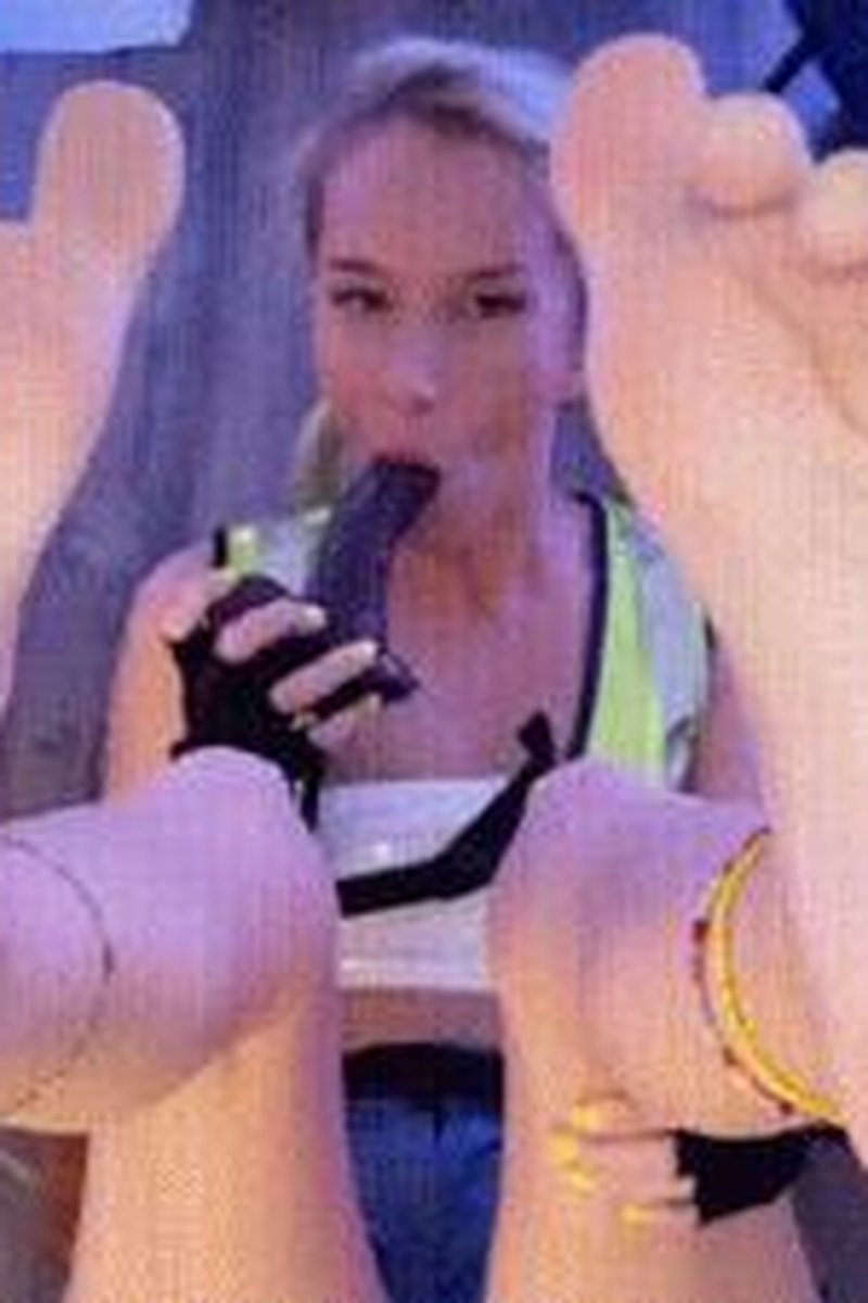 Construction Worker Gets Drilled! - Screenshot 1 of 4 - Foot Fetish