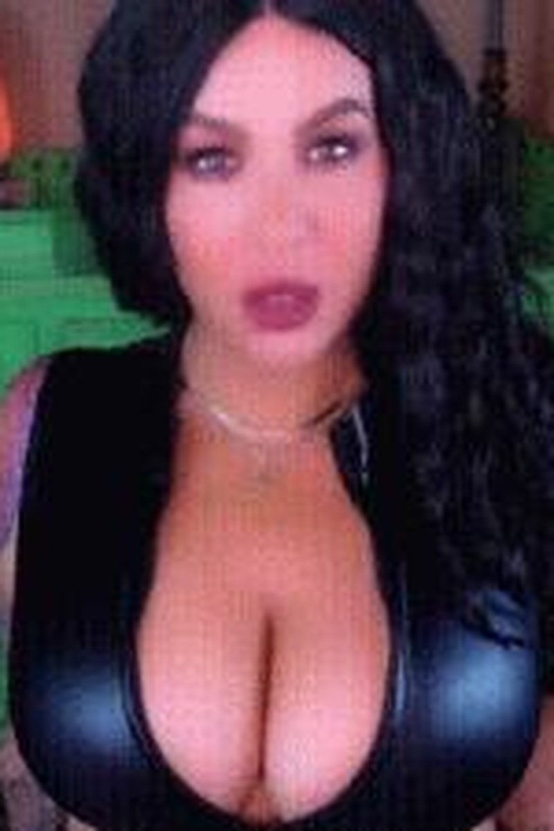 Elemental - Screenshot 1 of 4 - Bodybuilder