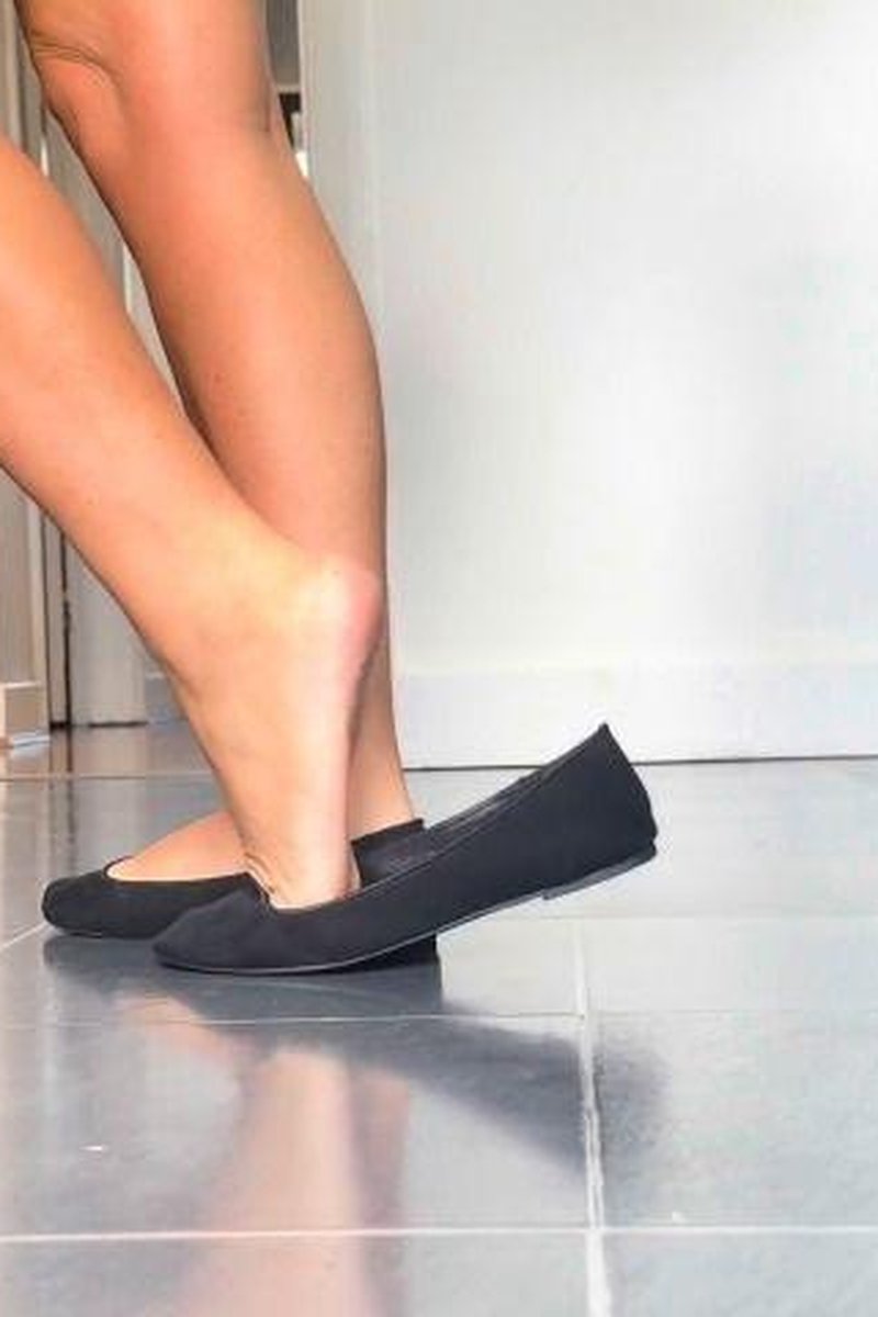 Ballet Flats POV - Screenshot 1 of 4 - Ballet Slippers Fetish