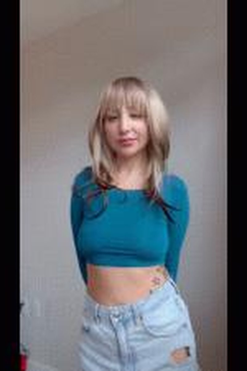 Mean Step-Sister - Screenshot 1 of 4 - Ass Fetish