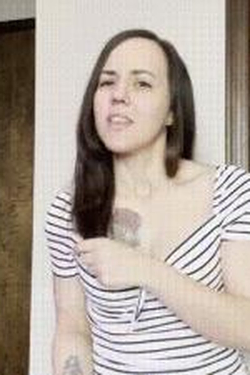 Servitude Inflation - Screenshot 1 of 4 - Brown Hair