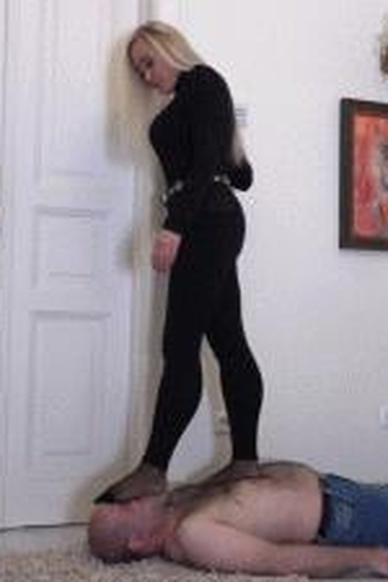 Nikki Sylvia Atelier Extreme Trampling In Nylon Socks - Screenshot 1 of 4 - Domination