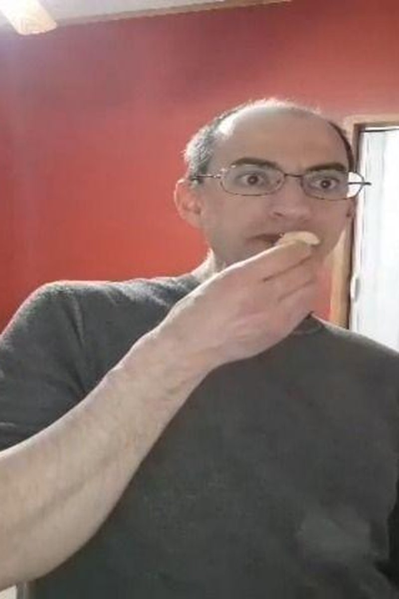 Snackin - Screenshot 1 of 4 - Clothed Sex