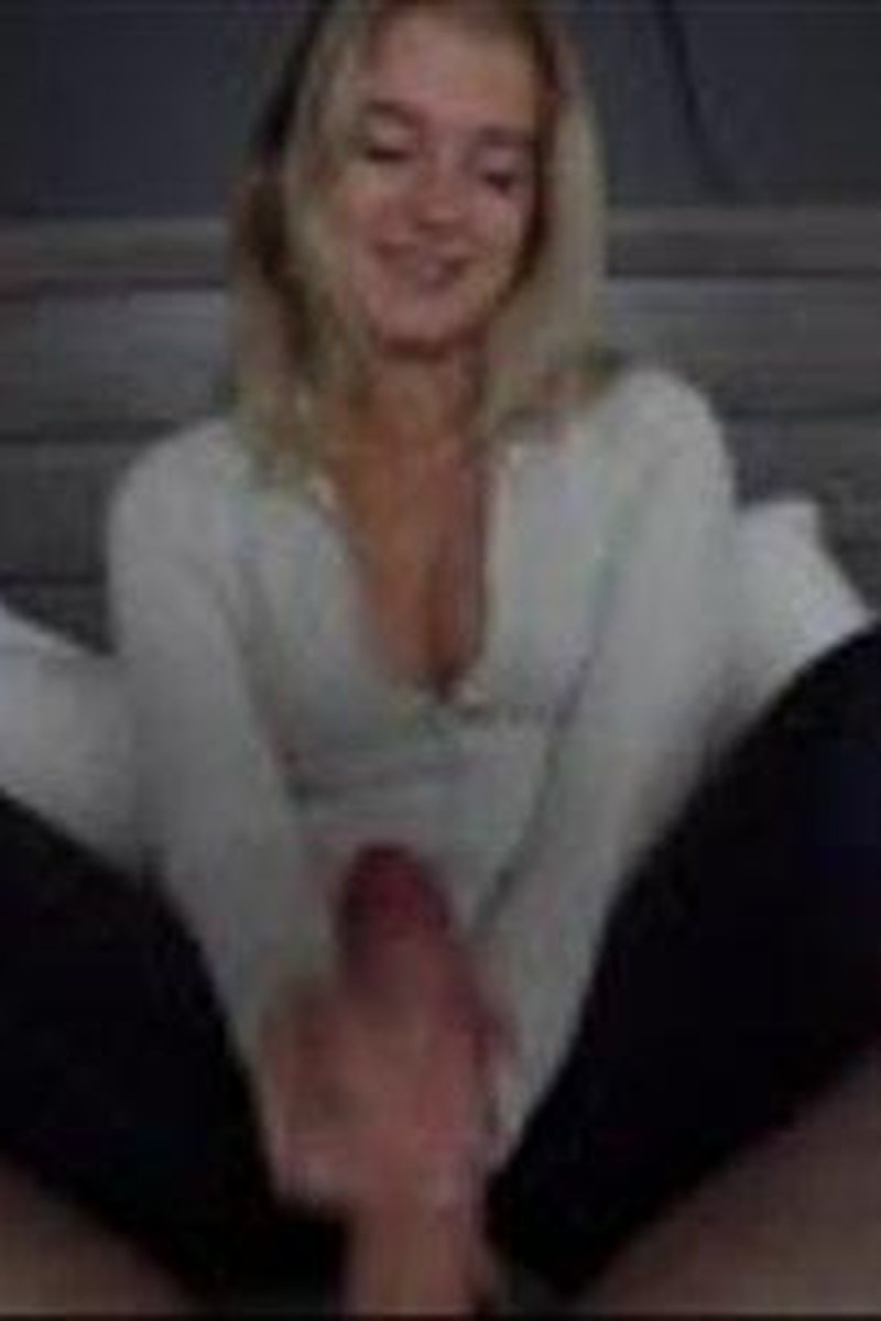 Talk About Ballbusting While Ruining Him - Screenshot 1 of 4 - Babe Handjob