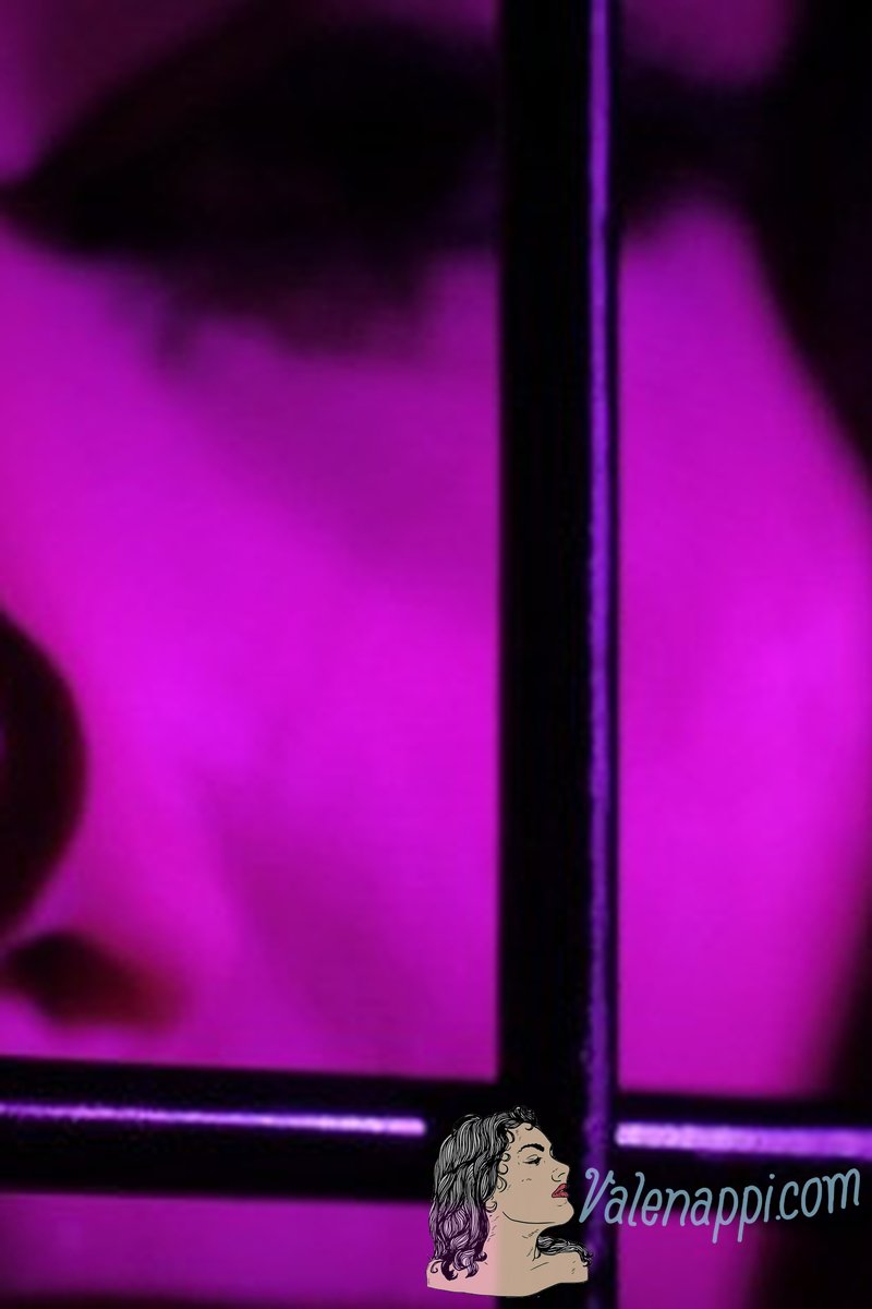 Yes, Master! - Screenshot 1 of 4 - Valentina Nappi