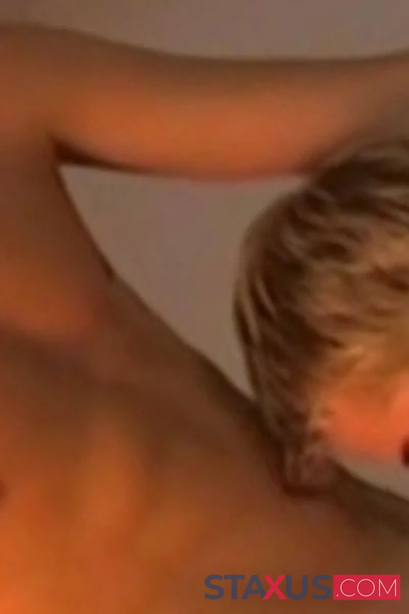 Hung Security Guard - Screenshot 1 of 4 - Facial