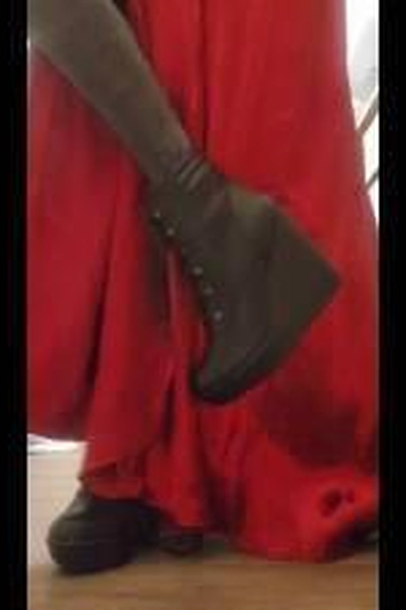 Boot Worship - Screenshot 1 of 4 - Boots