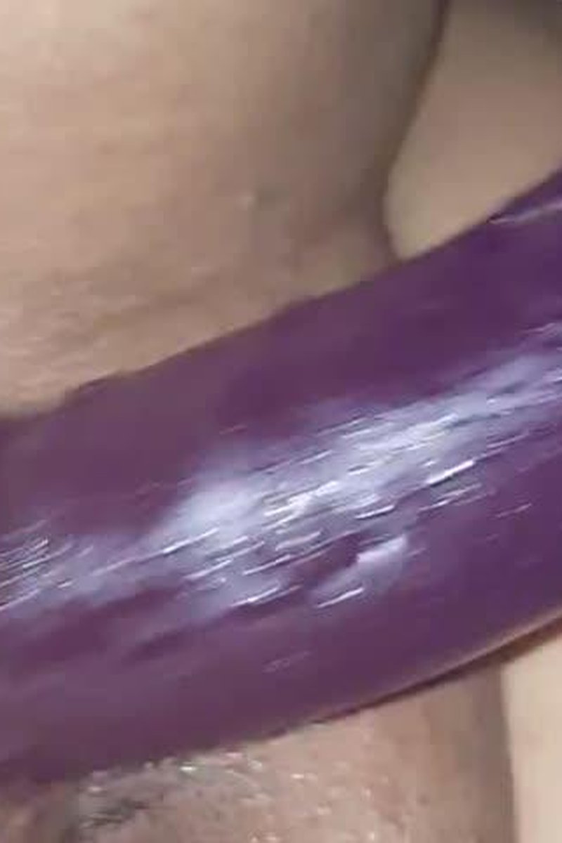 Stroking - Screenshot 1 of 4 - Babes