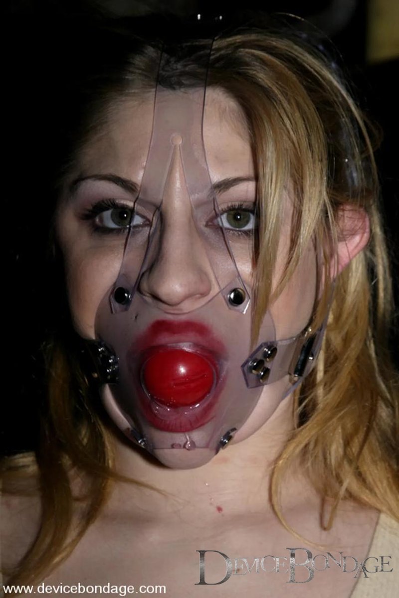 Target Practice - Screenshot 1 of 4 - BDSM