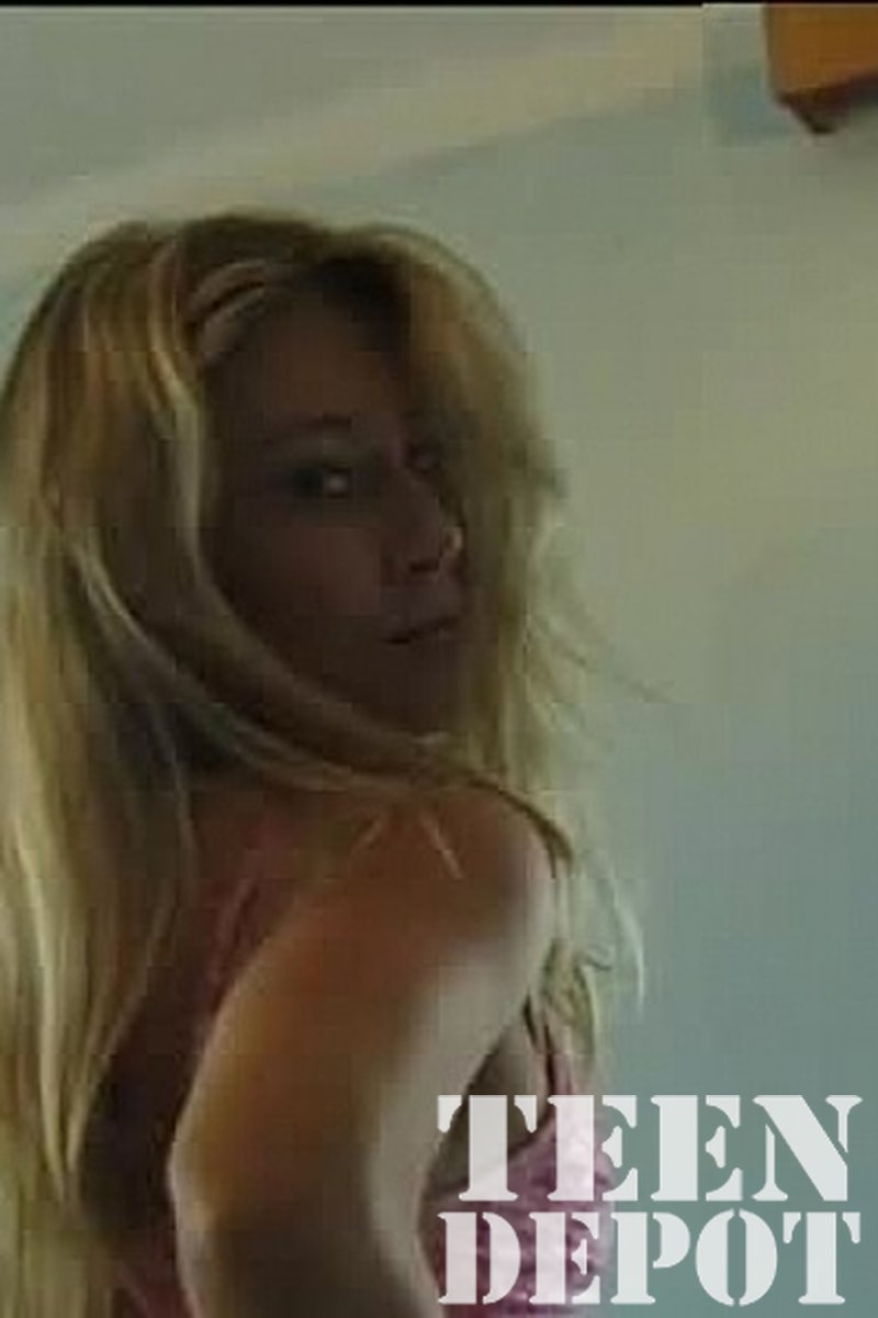 Lucie - Screenshot 1 of 4 - Teen (18-22)