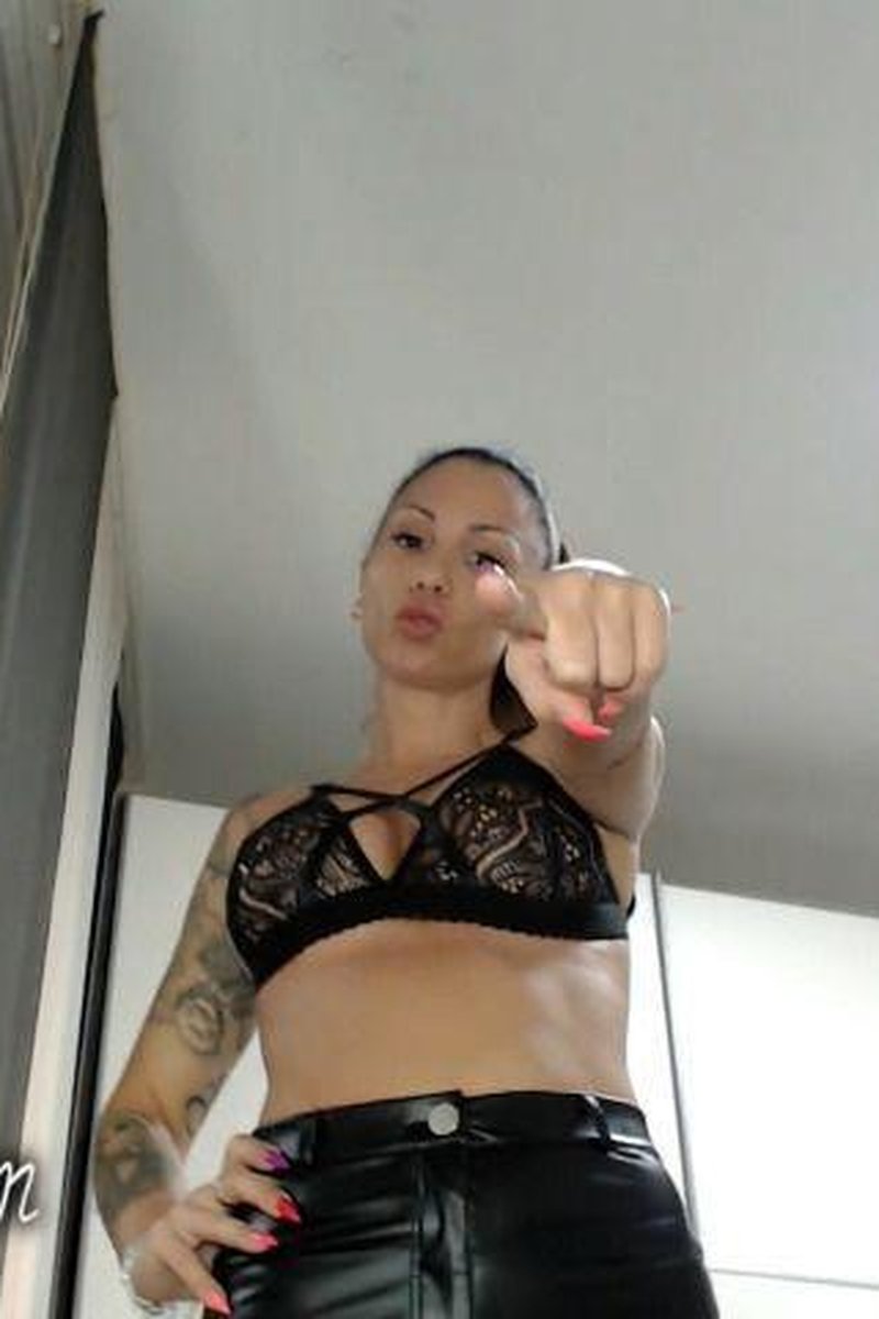 TP-manyvidsspanishfindomsonia-black-mail-to-a-slut-spanish-audio