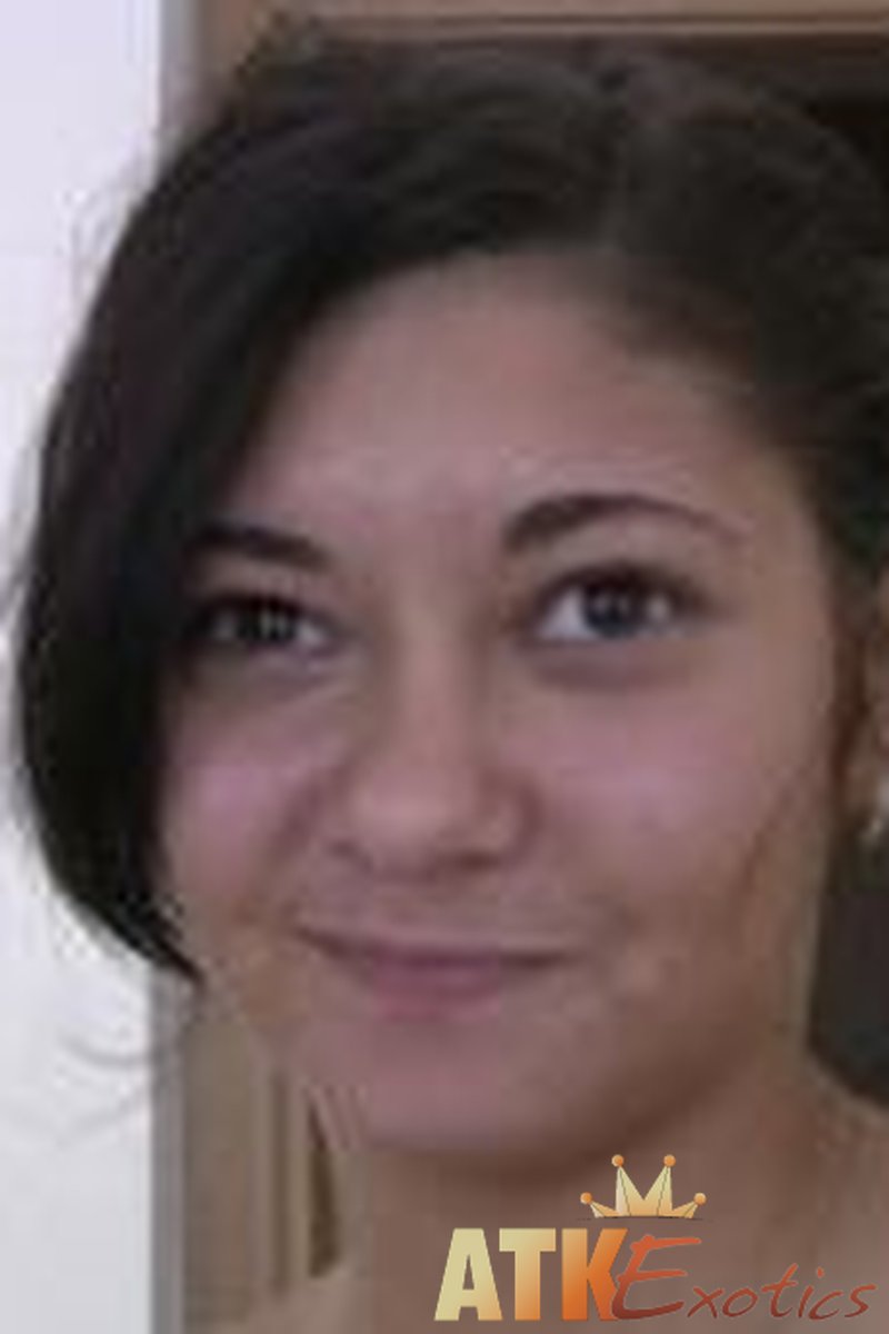 Gulia - Uniforms - Screenshot 1 of 4 - Gulia Gul002