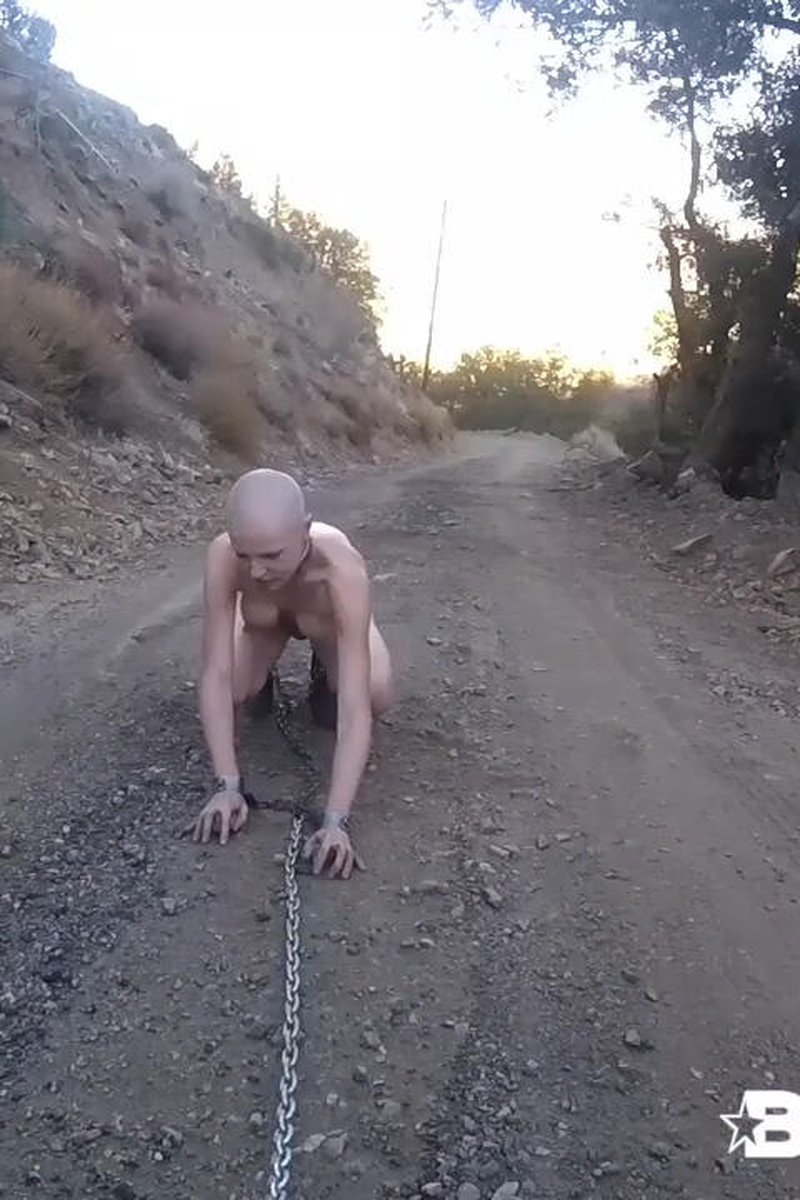Road Labor - Screenshot 1 of 4 - Bondage