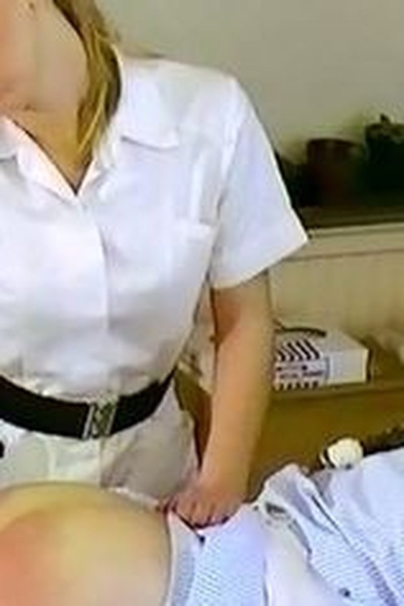 Temperature Rising - Screenshot 1 of 4 - Spanking