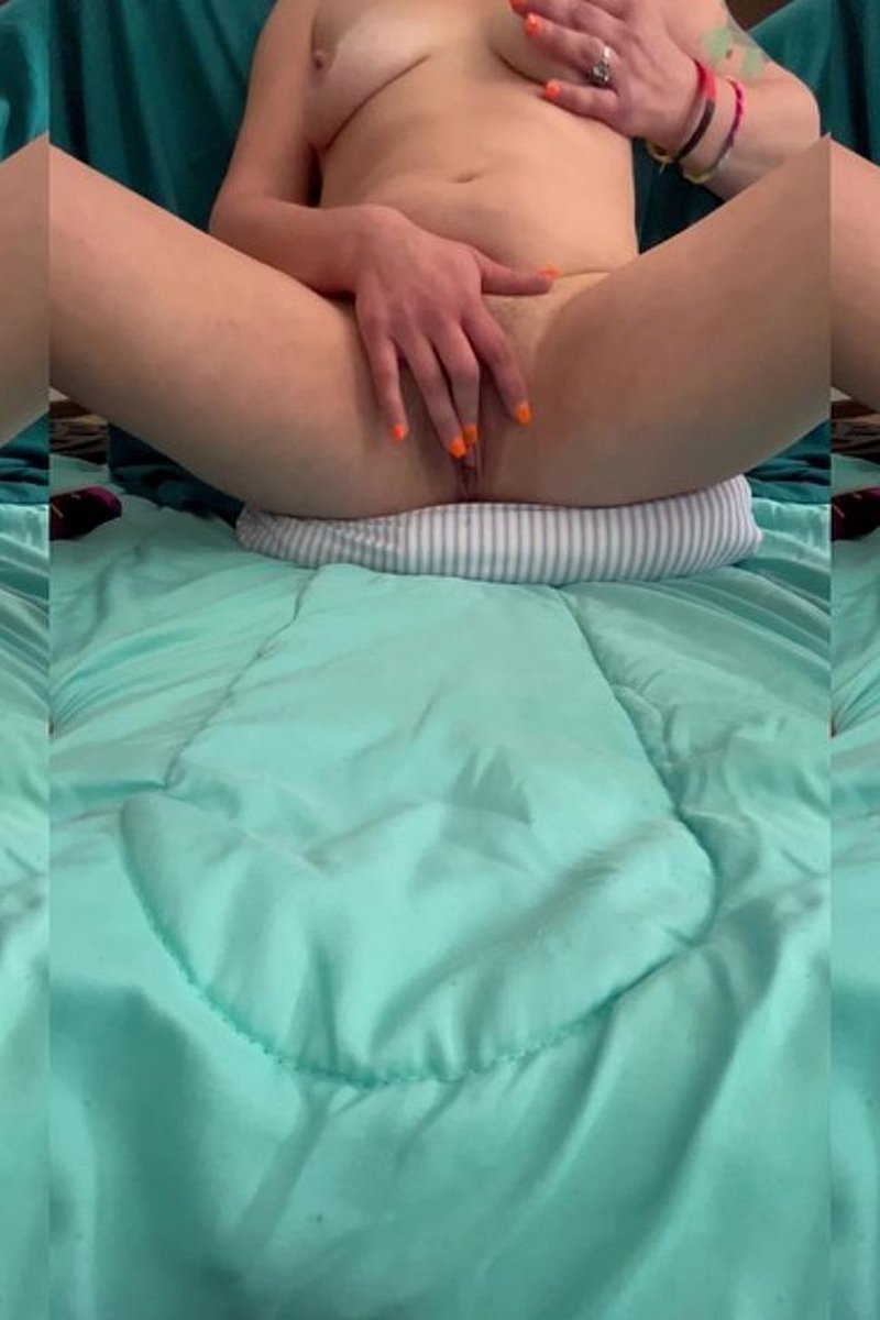 Self Pleasure - Screenshot 1 of 4 - Queen Yahme B