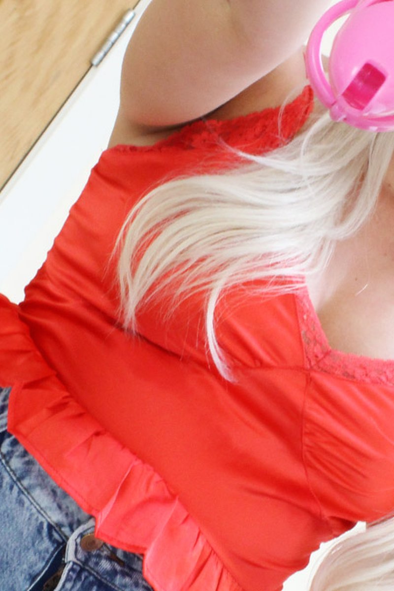 Touching Is Cheating - Screenshot 1 of 4 - Cuckolding