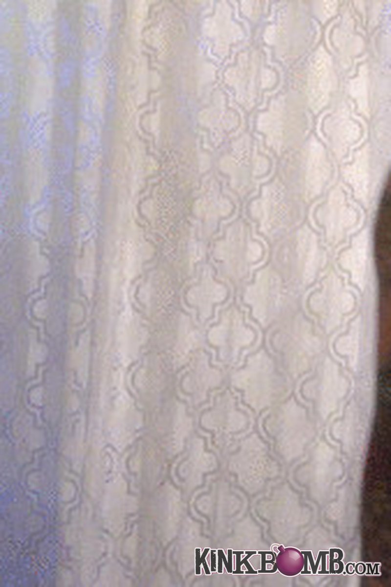 Mistress Lexi Rose: Body Cage - Screenshot 1 of 4 - Fetish
