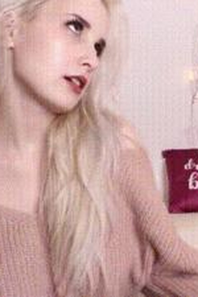 Party Without You! - Screenshot 1 of 4 - Blonde Hair (Female)
