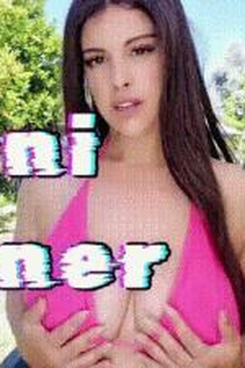 Bikini Gooner - Screenshot 1 of 4 - Ass Fetish
