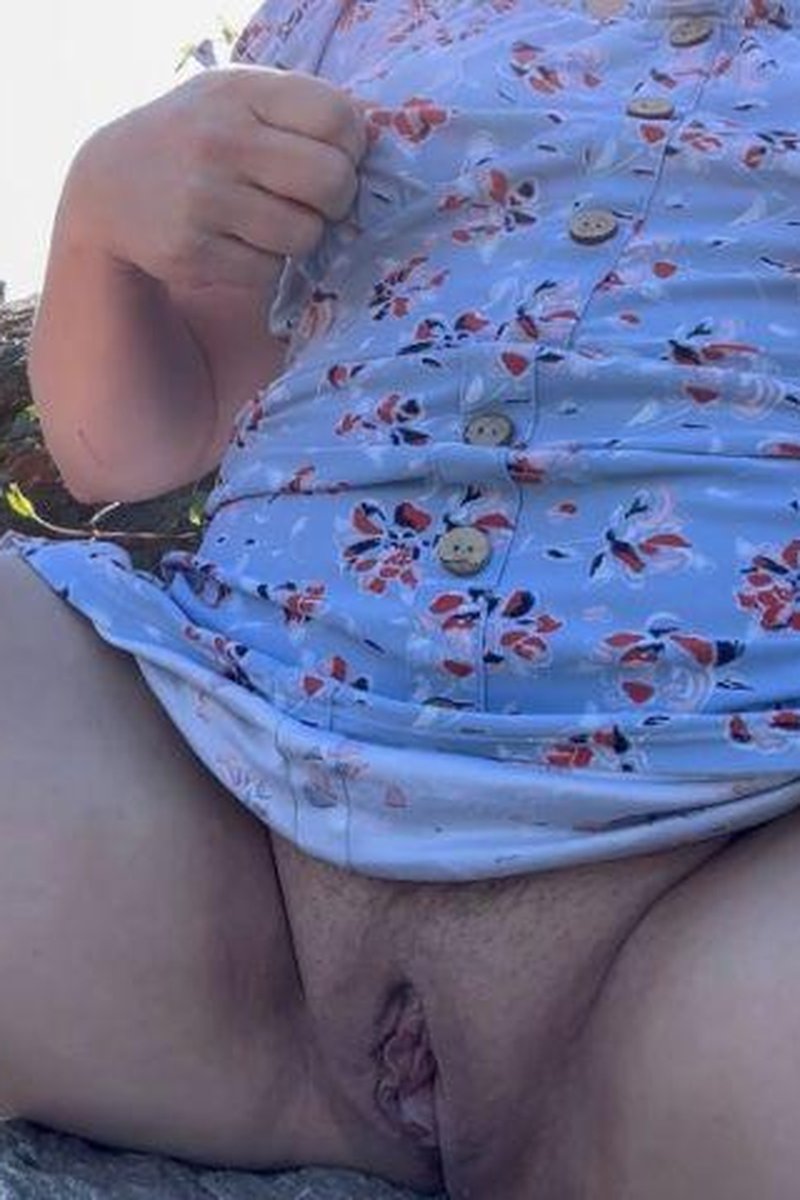 Another Little Stop - Screenshot 1 of 4 - Big Tits