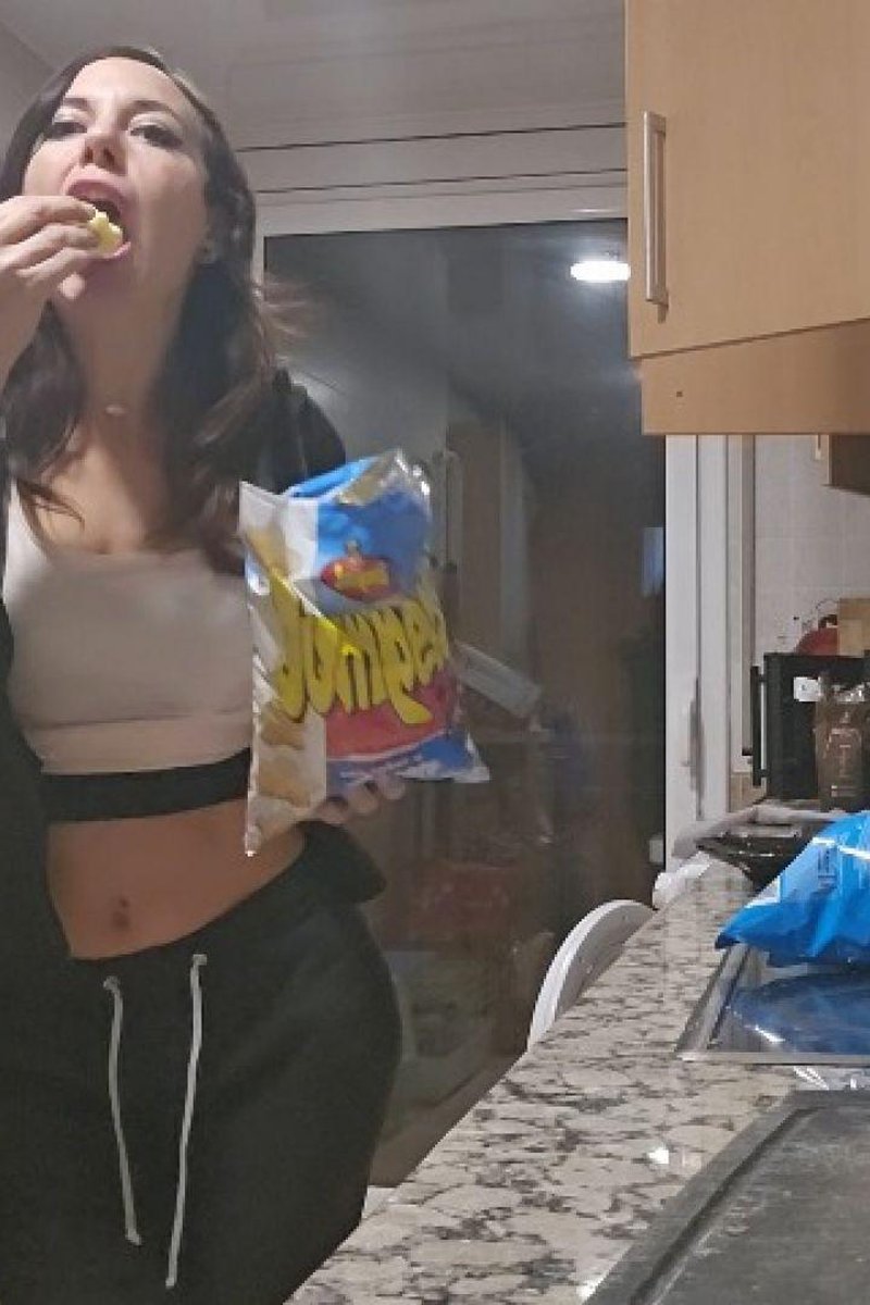 Snacks Comparative - Screenshot 1 of 4 - Crush Fetish