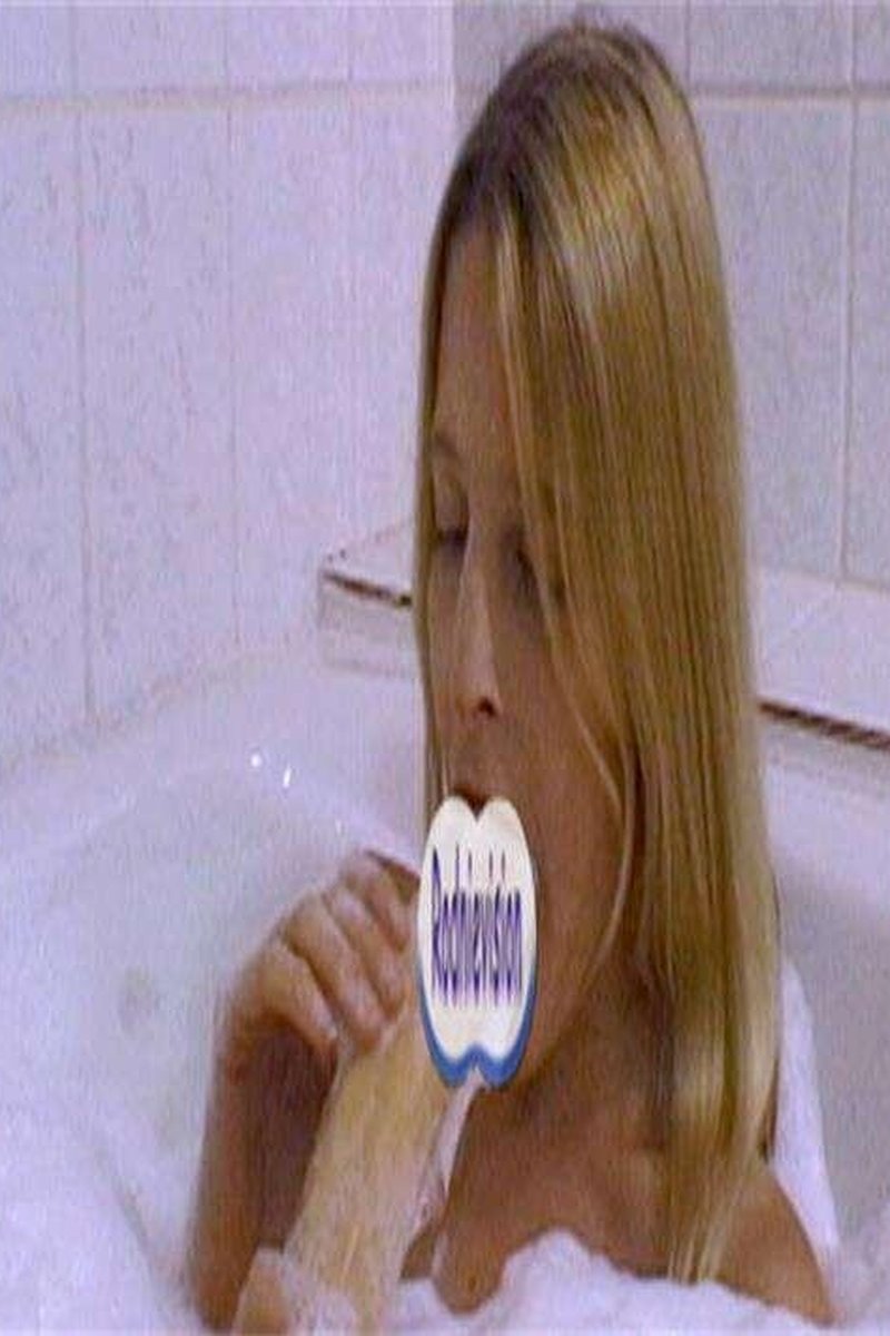 Scarlet Malibu - Screenshot 1 of 4 - Cumshot