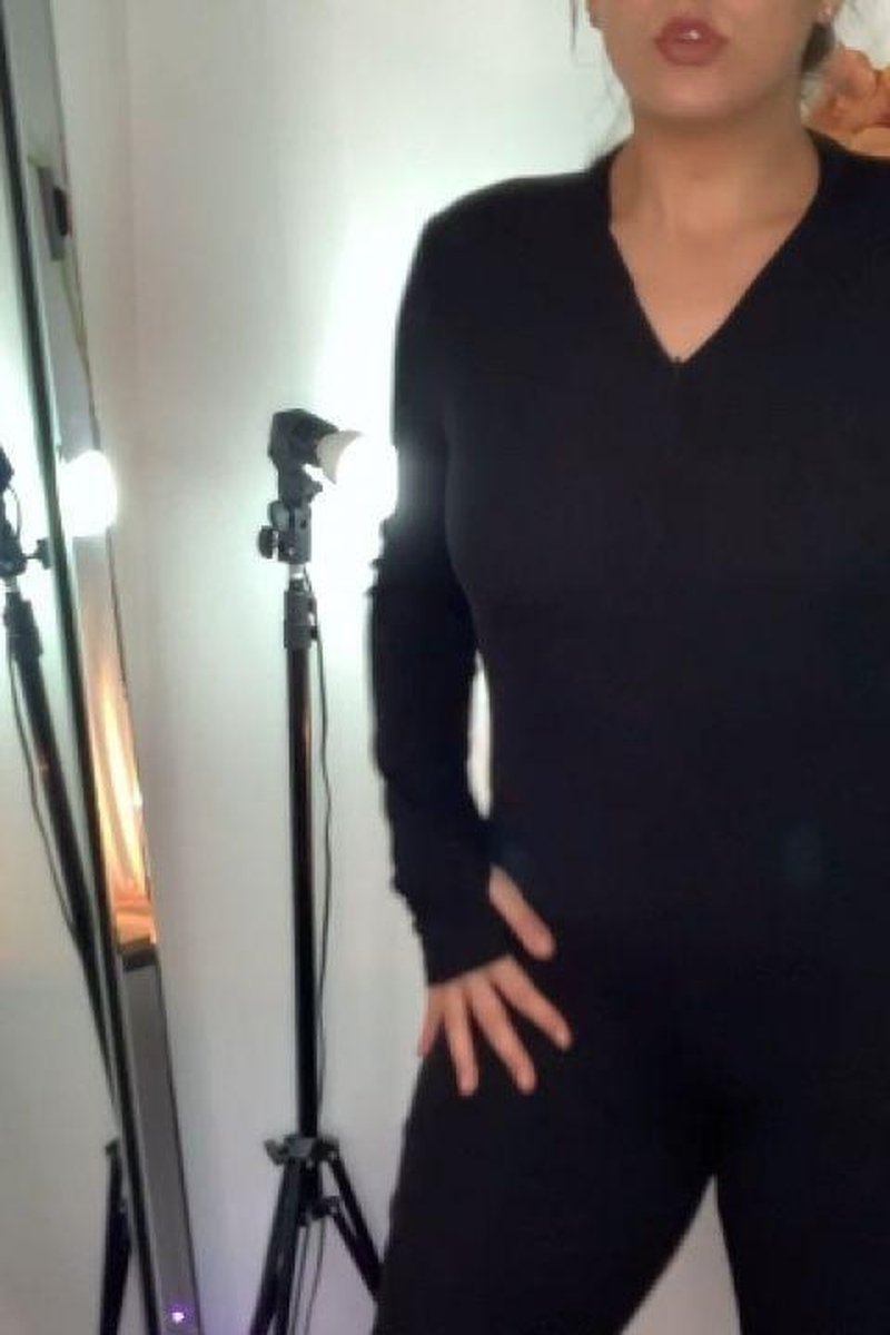 Catsuit - Screenshot 1 of 4 - Closeupbreasts