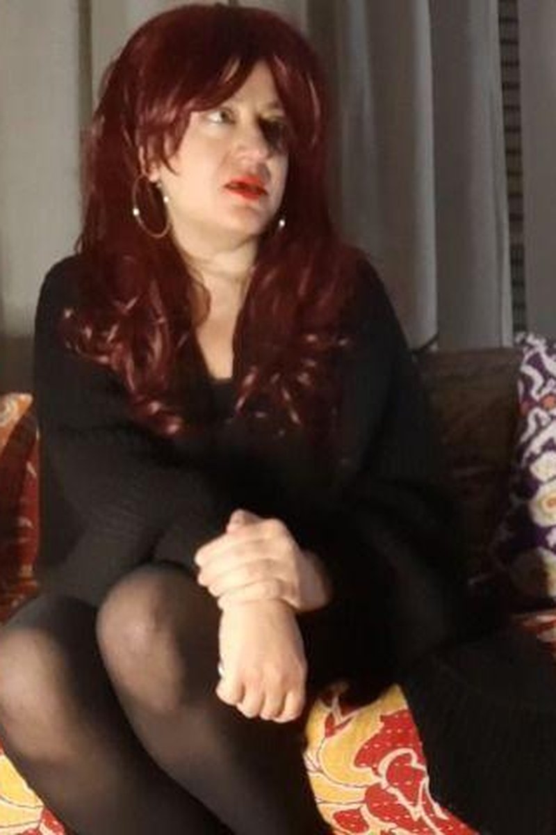 Tiny Scissors For Tiny Dick - Screenshot 1 of 4 - Executrix