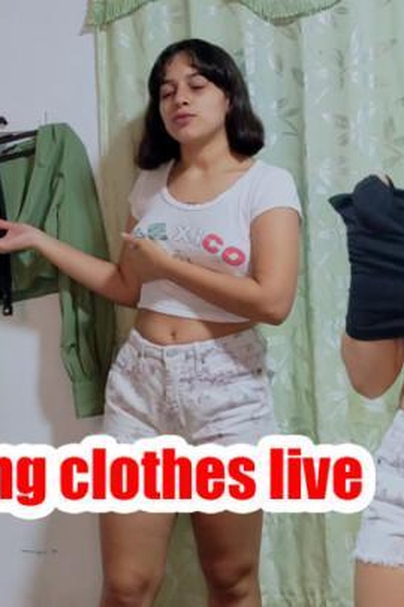 Changing Clothes Live Stream - Screenshot 1 of 4 - Clothesmaking