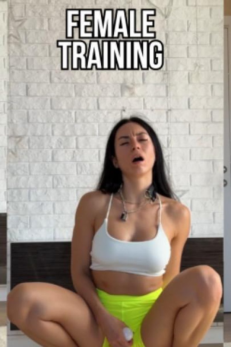 Female Training: Spanking, Stretching, Toys & Obedience - Screenshot 1 of 4 - Blowjob