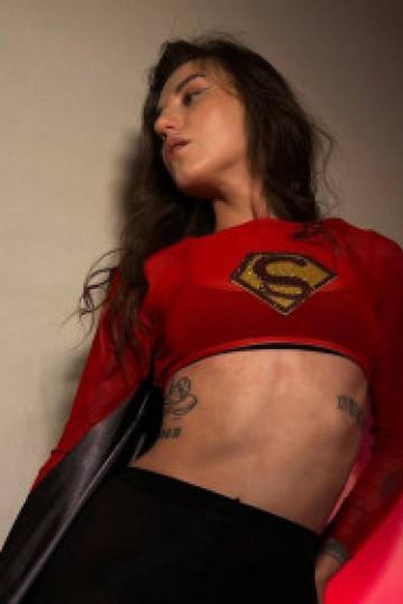 Evil Of Supergirl - Screenshot 1 of 4 - Cosplay