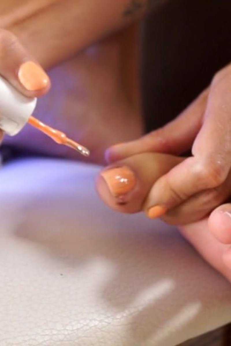 TP-manyvidssaralatina-pedicure-by-sara-latina
