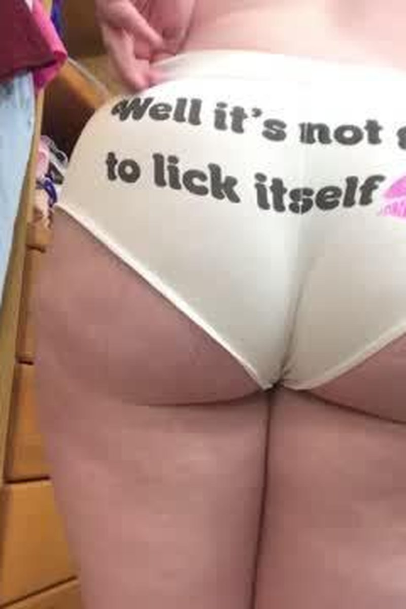 Panties: Pee - Screenshot 1 of 4 - Babes